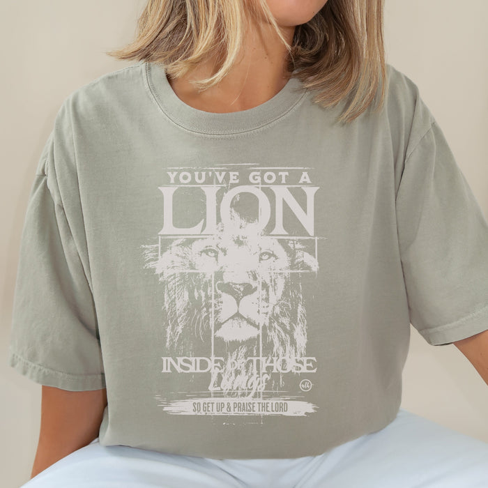 Last Chance - Lion inside those Lungs Christian T-Shirt