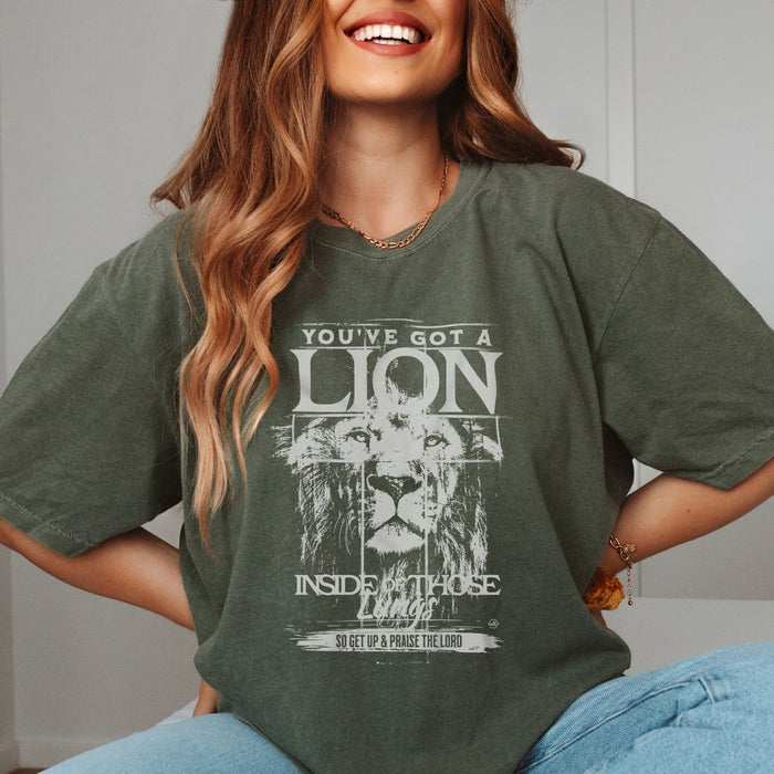 Lion inside those Lungs Moss Christian T-Shirt